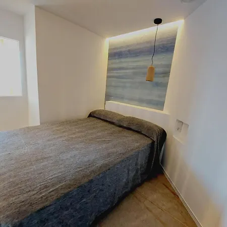 Inmovecos Vista Frontal Mediterraneo Snipe 513 Apartment